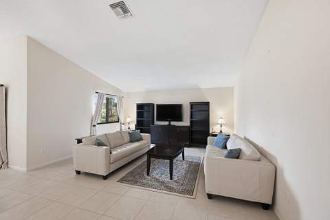 3135 NW 13th Street, Delray Beach FL - photo 7 of 45