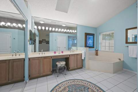 1020 Lytham Court, West Palm Beach FL - photo 16 of 44
