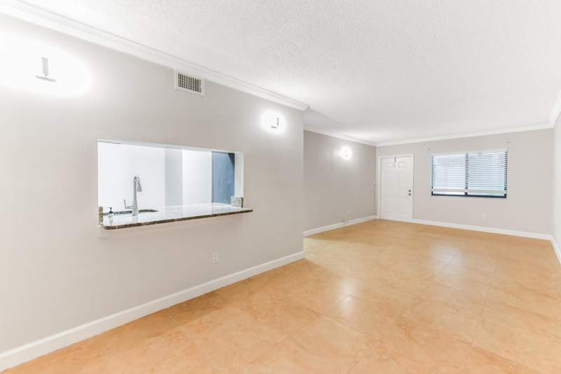 3 bedroom Condominium at 6053 10th 140 Avenue #140, Laurels At Sherwood Condominium, Greenacres — photo 3