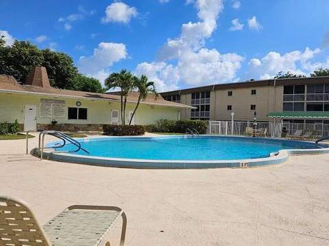 300 Village Green Circle #209, Palm Springs FL - photo 17 of 21