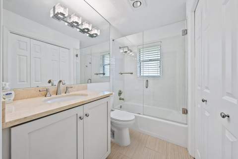11325 Twelve Oaks Way, North Palm Beach FL - photo 13 of 16