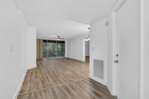 9746 Nickels Boulevard #103, Boynton Beach FL - photo 14 of 38