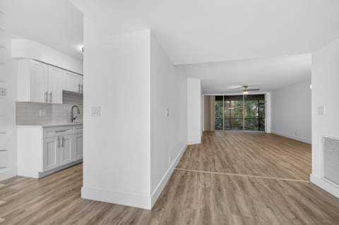 9746 Nickels Boulevard #103, Boynton Beach FL - photo 8 of 38