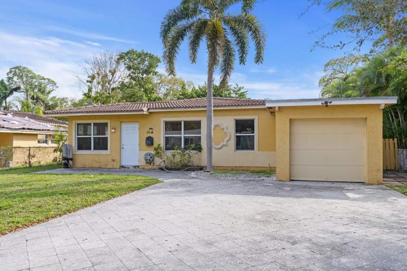 3 bedroom Single Family Residence at 516 SW 17th Street, Lauderdale, Fort Lauderdale — photo 3