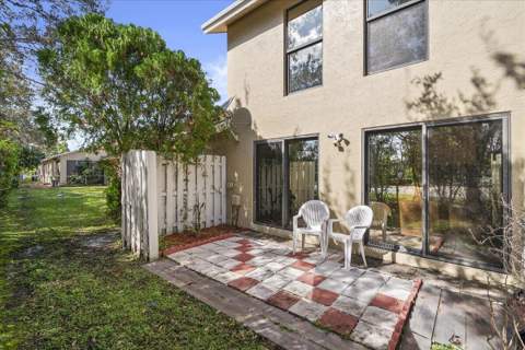 605 Maplewood Drive, Greenacres FL - photo 10 of 20