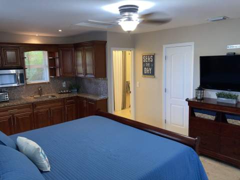 2740 NE 10th Street, Pompano Beach FL - photo 15 of 16
