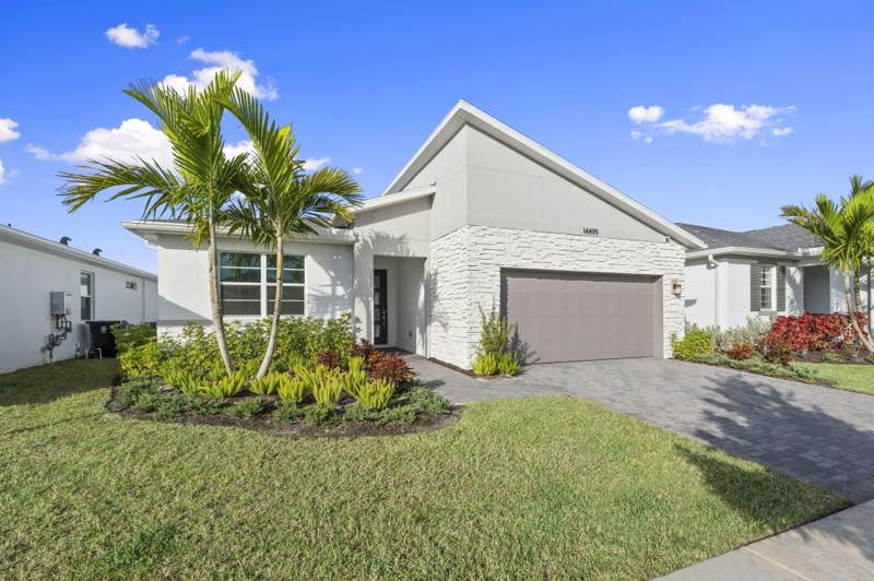 4 bedroom Single Family Residence at 14499 SW Woodford Way, Cadence Phase III, Port St. Lucie — photo 4