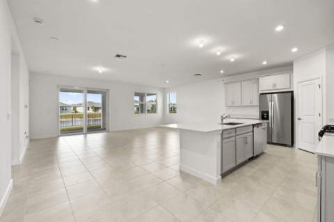 14499 SW Woodford Way, Port St. Lucie FL - photo 9 of 45