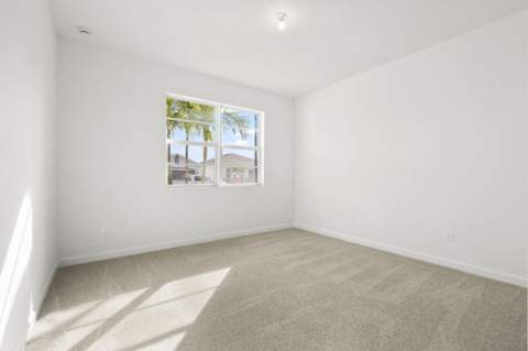 14499 SW Woodford Way, Port St. Lucie FL - photo 18 of 45