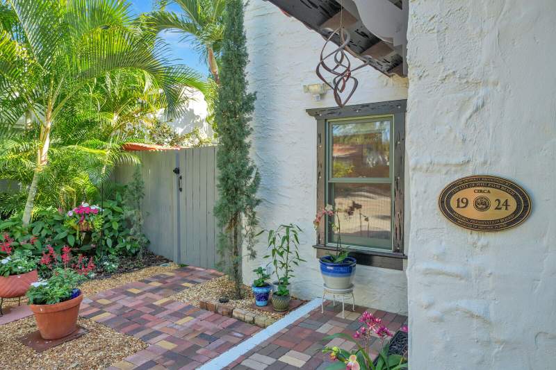 2 bedroom Single Family Residence at 744 Penn Street, Grandview Heights, West Palm Beach — photo 4