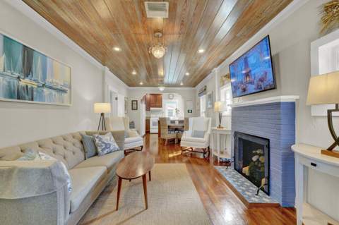 744 Penn Street, West Palm Beach FL - photo 9 of 53