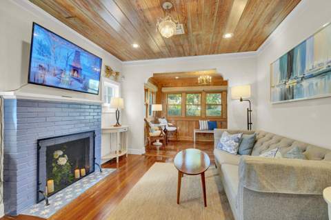 744 Penn Street, West Palm Beach FL - photo 10 of 53