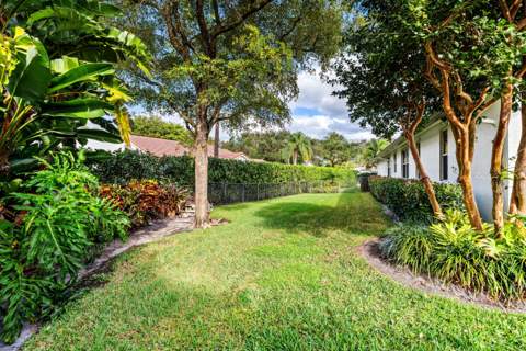 4475 NW 24th Terrace, Boca Raton FL - photo 9 of 11