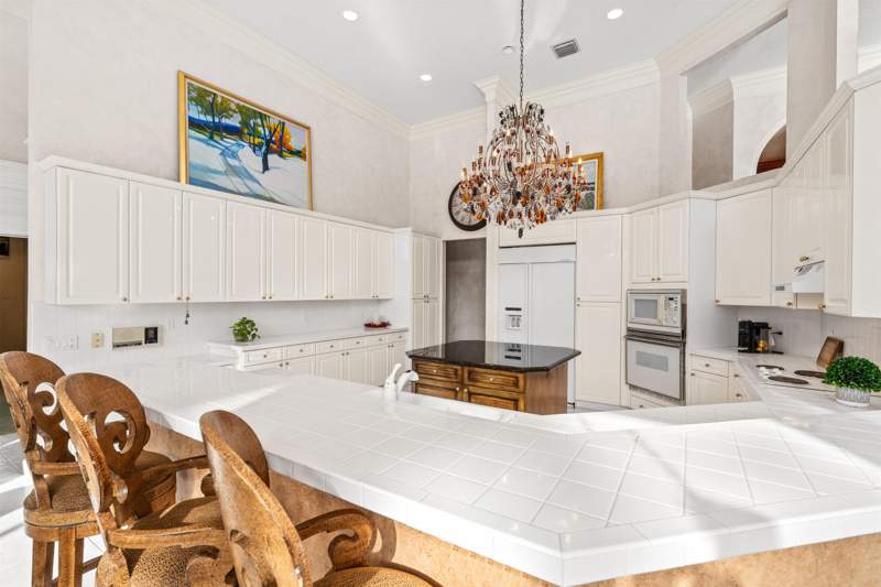 4 bedroom Single Family Residence at 4475 NW 24th Terrace, Patch Reef Est, les jardins, Boca Raton — photo 4