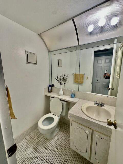 30 Suffolk A, Boca Raton FL - photo 8 of 34