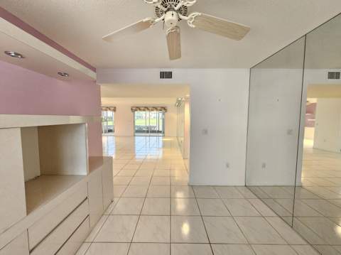 9963 Seacrest Circle #101, Boynton Beach FL - photo 13 of 27