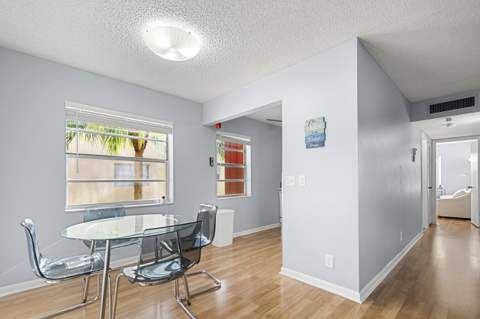605 Flanders M, Delray Beach FL - photo 8 of 49