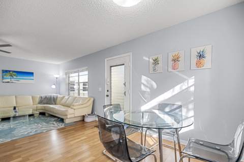 605 Flanders M, Delray Beach FL - photo 9 of 49