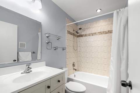 605 Flanders M, Delray Beach FL - photo 11 of 49