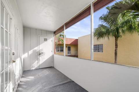 605 Flanders M, Delray Beach FL - photo 21 of 49