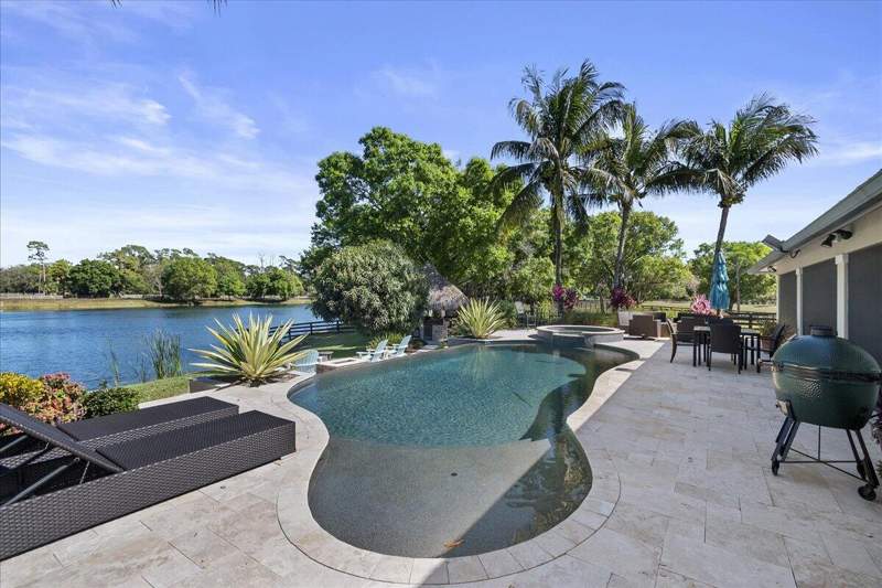 5 bedroom Single Family Residence at 10975 Randolph Siding Road, Jupiter Farms & Groves, Jupiter — photo 2