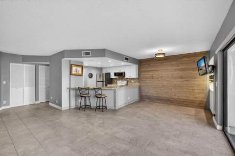 1605 S Us Highway 1 #D105, Jupiter FL - photo 24 of 69
