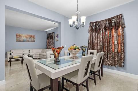 1585 SW Merchant Lane, Port St. Lucie FL - photo 16 of 39