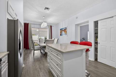765 Lake Wellington Drive, Wellington FL - photo 14 of 53