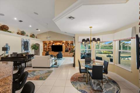 14868 Paddock Drive, Wellington FL - photo 15 of 77