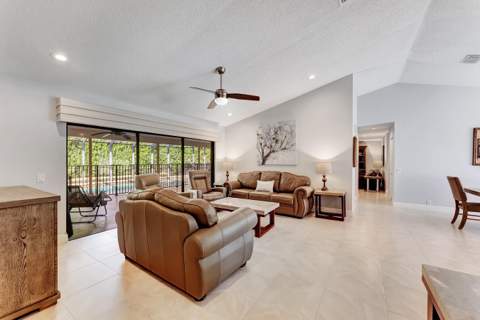 7379 London Lane, Boca Raton FL - photo 10 of 35