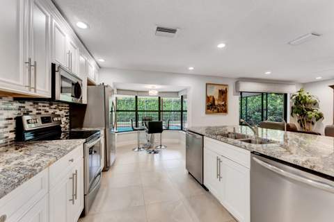7379 London Lane, Boca Raton FL - photo 17 of 35