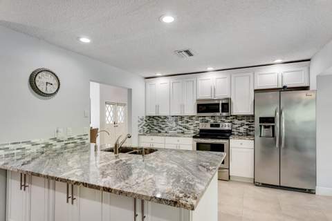 7379 London Lane, Boca Raton FL - photo 19 of 35