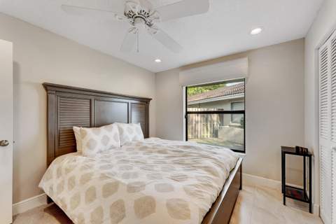 7379 London Lane, Boca Raton FL - photo 22 of 35