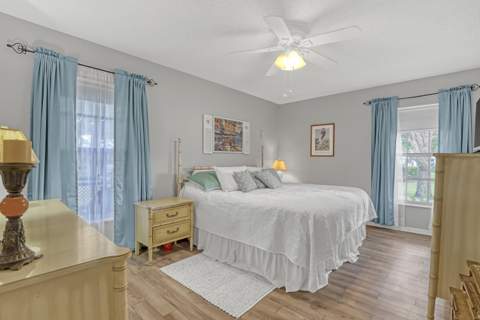 553 Covered Bridge Boulevard, Lake Worth FL - photo 8 of 43