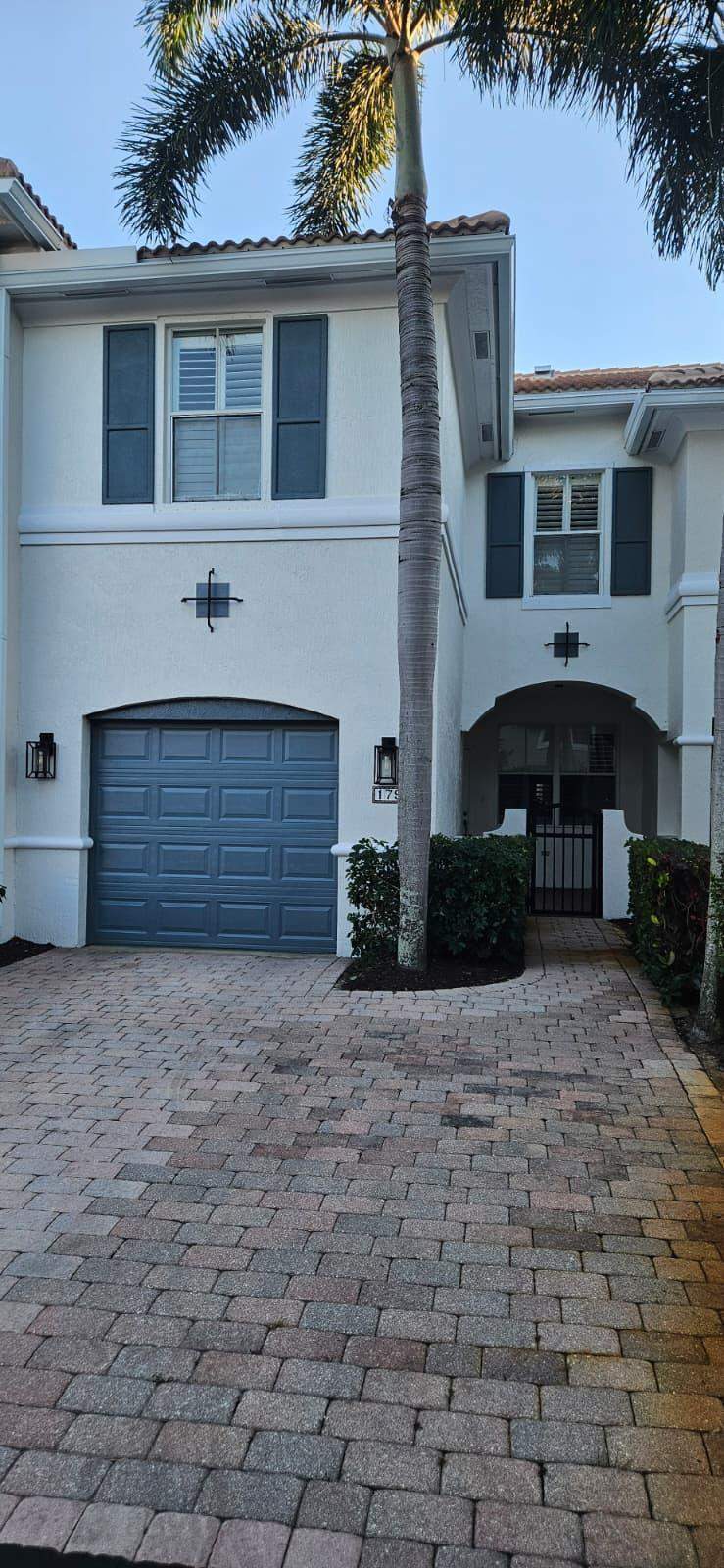3 bedroom Townhouse at 179 Las Brisas Circle, Las Brisas, Hypoluxo — photo 2