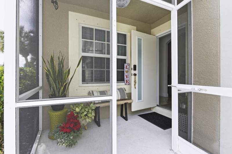 3 bedroom Single Family Residence at 340 Hammocks Trail, River Bridge Par 2F, Greenacres — photo 3