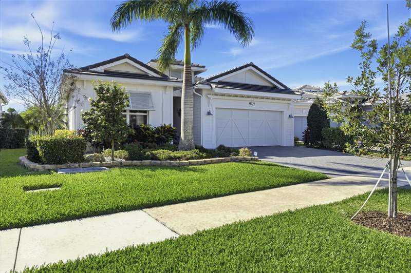 3 bedroom Single Family Residence at 9921 Regency Way, Avenir , Palm Beach Gardens — photo 4