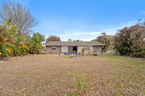 464 SE Asbury Lane, Port St. Lucie FL - photo 15 of 22