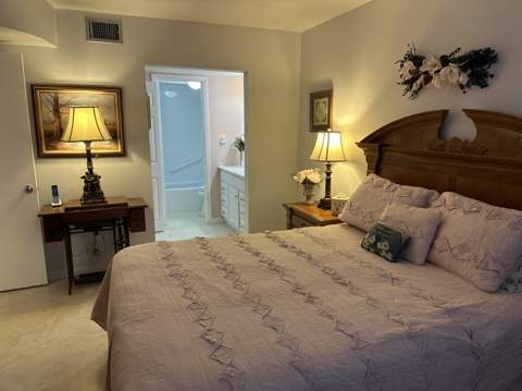 1101 Colony Point Circle #108, Pembroke Pines FL - photo 14 of 38