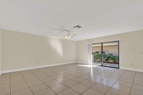 8074 SE River Lane, Stuart FL - photo 10 of 43