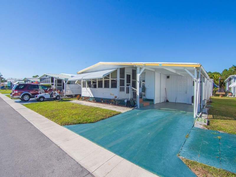 2 bedroom Manufactured Home at 4800 SE Federal Highway ##93, Natalie Estates Ro Association, Inc., Stuart — photo 4