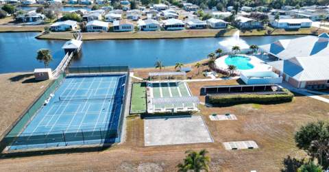 334 Seahorse Terrace, Fort Pierce FL - photo 24 of 40