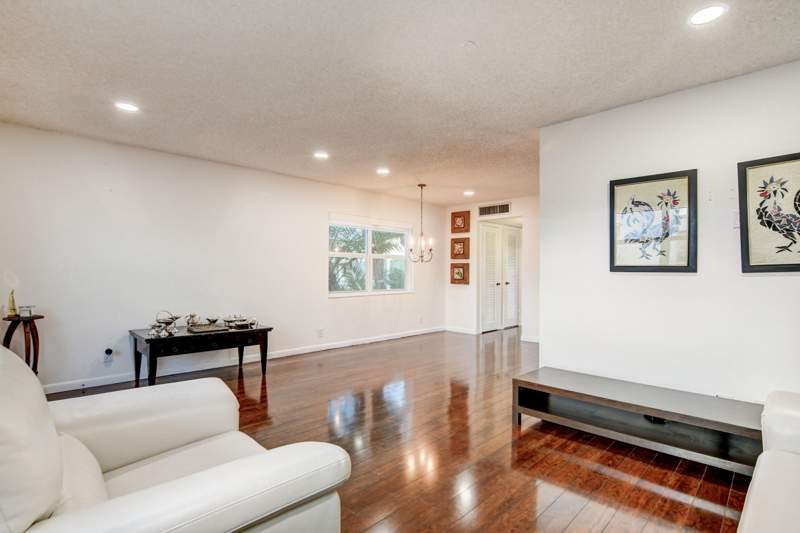 1 bedroom Condominium at 42 Burgundy A, Kings Point Burgundy Condos, Delray Beach — photo 5