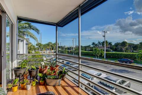 42 Burgundy A, Delray Beach FL - photo 11 of 16
