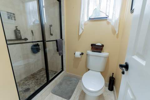 5390 Woodland Lakes Drive #201, Palm Beach Gardens FL - photo 15 of 20