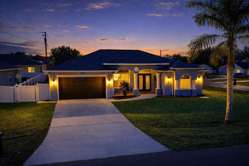 4 bedroom Single Family Residence at 1999 SW Gourmet Street, Port St Lucie Section 11, Port St. Lucie — photo 2