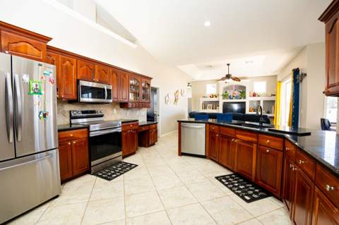 1999 SW Gourmet Street, Port St. Lucie FL - photo 9 of 40
