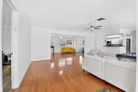 3651 Palm Drive, Riviera Beach FL - photo 18 of 62