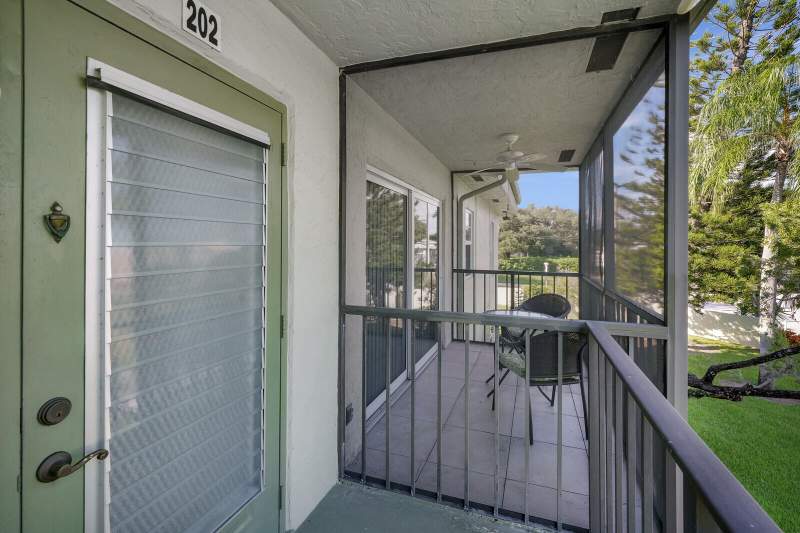2 bedroom Condominium at 7547 S Oriole Boulevard #202, Evergreen Condo, Delray Beach — photo 3