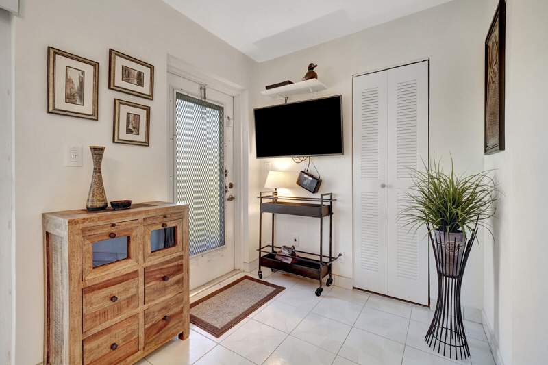 2 bedroom Condominium at 7547 S Oriole Boulevard #202, Evergreen Condo, Delray Beach — photo 4